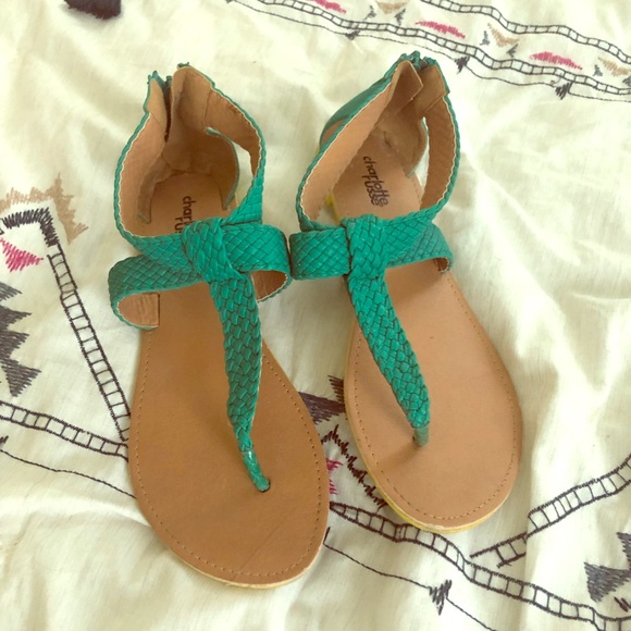 Charlotte Russe Shoes - Adorable teal sandals